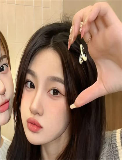 降魔家族之咒灵日记技术揭秘：虚拟拍摄如何提升作品质量的技术保障 提升中国电影的国际竞争力